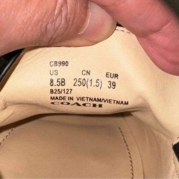 Coach Leah Loafer 🖤 - Picture 7 of 7